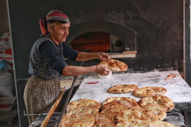 Le Mani delle Nonne: Un Viaggio tra le Ricette Campane che Rischiano di Tacere per Sempre
